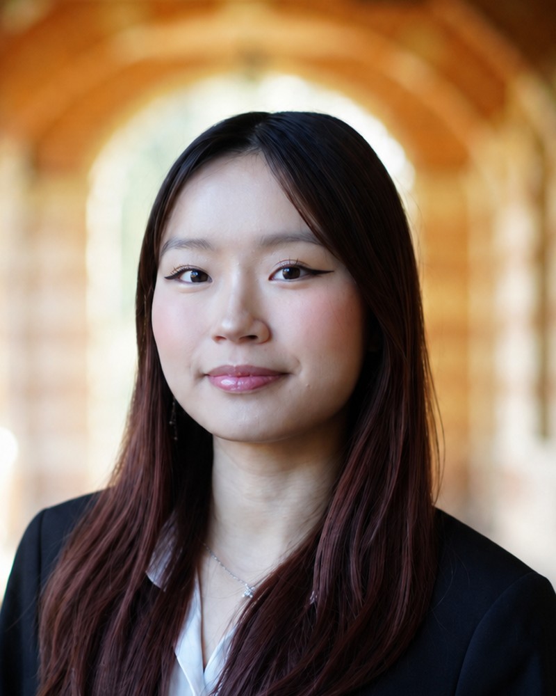 Headshot — Brenda Nguyen